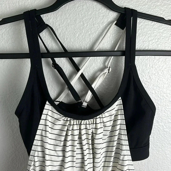 Calia by Carrie Underwood Double Layer Tank Top - Picture 2 of 7